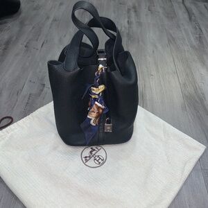 Hermes Picotin 22 noir